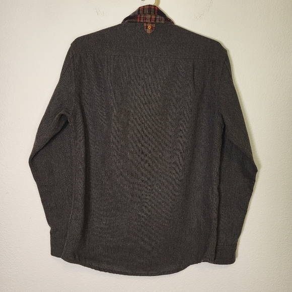 Roark Nordsman Long Sleeve Wool Blend Flannel size Medium - Picture 2 of 7